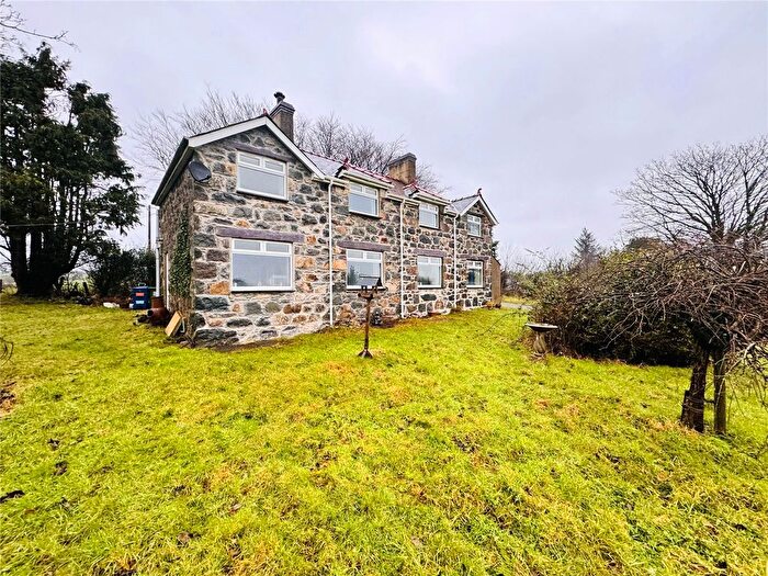 3 Bedroom Detached House For Sale In Pencaenewydd, Pwllheli, Gwynedd, LL53