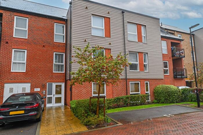 1 Bedroom Flat For Sale In Brunel Way, Bedhampton, PO9