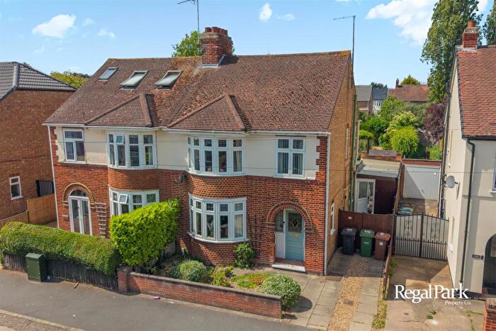 3 Bedroom Semi-Detached House For Sale In Northfield Road, Central, Peterborough, PE1