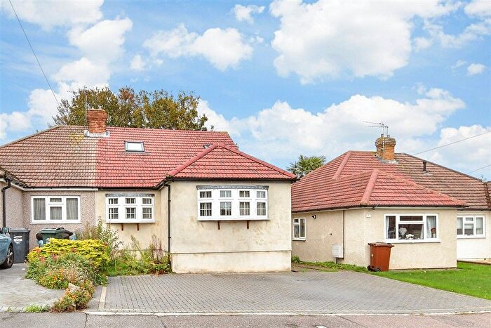 3 Bedroom Semi Detached Bungalow For Sale In Balmoral Road, Sutton At Hone, Dartford, Kent, DA4