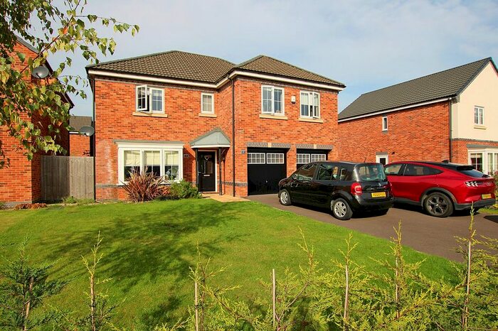 5 Bedroom Detached House To Rent In Ketteringham Drive, Great Sankey, WA5