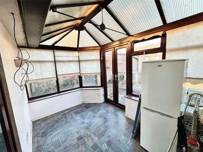 2 Bedroom Bungalow For Sale In Perlethorpe Avenue, Gedling, Nottingham, NG4