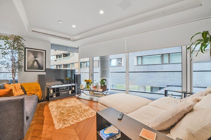 1 Bedroom Flat To Rent In One Tower Bridge, Earls Way, London, SE1