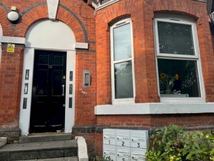 1 Bedroom Flat To Rent In Sandy Grove, Salford, M6