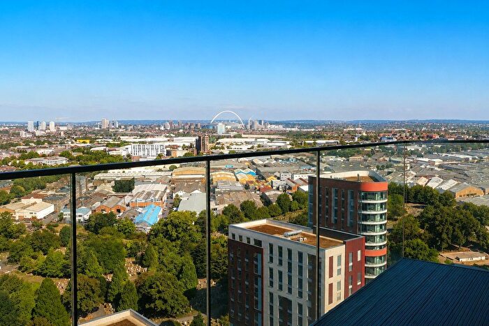 Studio To Rent In Portal Way, London, W3
