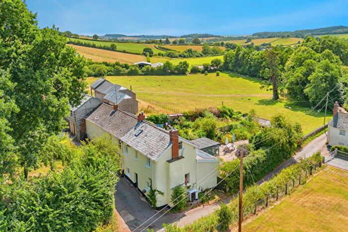 3 Bedroom Character Property For Sale In Hele Cottages, West Sandford, Crediton, EX17