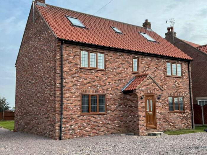 6 Bedroom House To Rent In Pinfold Lane, Moss, DN6
