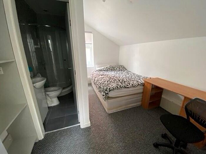 1 Bedroom Flat To Rent In Hill Street, Stoke-On-Trent, ST4