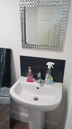 5 Bedroom Semi-Detached House To Rent In Brighton Grove, Manchester, Greater Manchester, M14