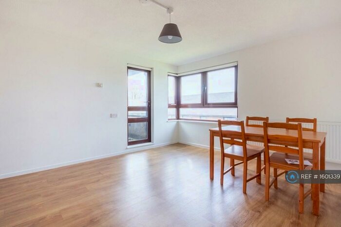 1 Bedroom Flat To Rent In Galatea Square, London, SE15