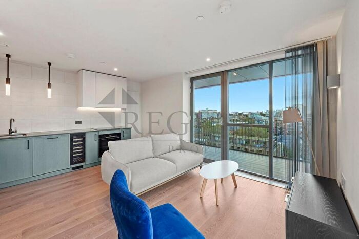 1 Bedroom Apartment To Rent In Windsor Square, Woolwich, SE18