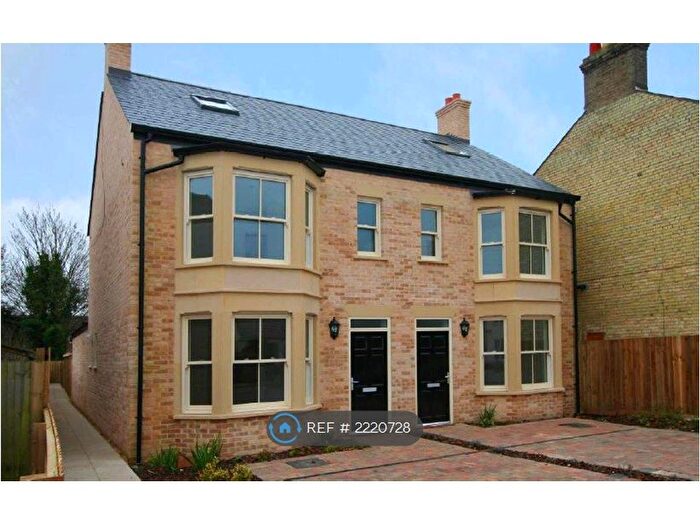 4 Bedroom Semi-Detached House To Rent In Alpha Terrace, Trumpington, Cambridge, CB2