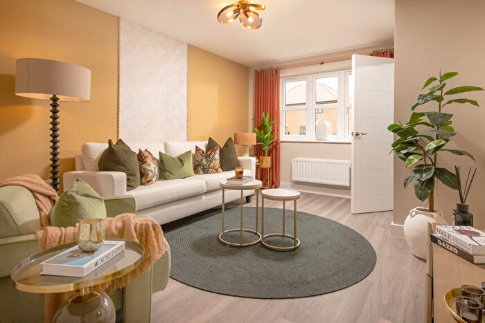 3 Bedroom Semi-Detached House For Sale In Rawreth Lane, Rayleigh, Essex, SS6