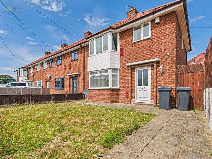 3 Bedroom End Of Terrace House For Sale In Gossey Lane, Kitts Green, B33