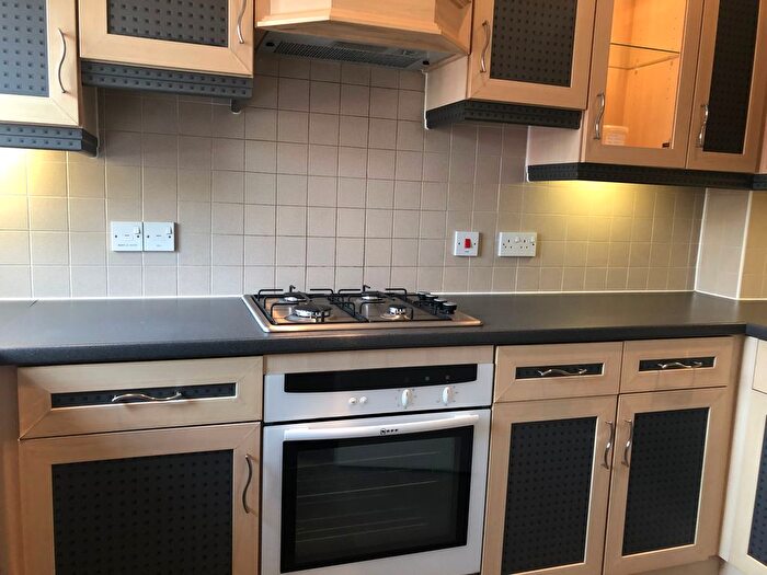 2 Bedroom Property To Rent In Kennington, Ashford, TN24