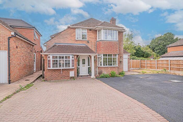 3 Bedroom Detached House For Sale In Widney Road, Bentley Heath, B93