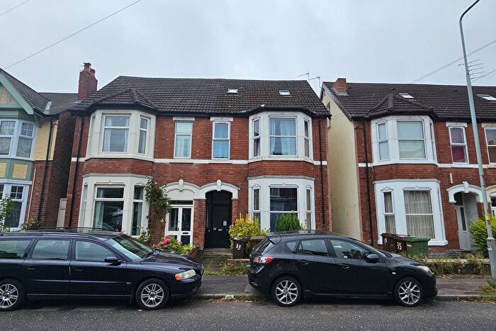 7 Bedroom Semi-Detached House For Sale In , Paget Road, Wolverhampton, WV6