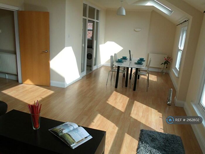 4 Bedroom Penthouse To Rent In Croxteth Road, Liverpool, L8