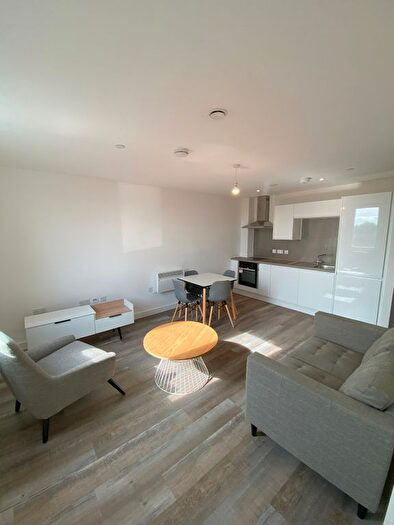 1 Bedroom Flat To Rent In Talbot Road, Stretford, M16