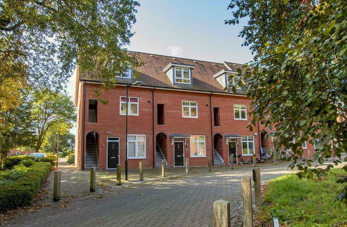 2 Bedroom Apartment To Rent In Villa Close, Cholsey, Wallingford, Oxfordshire, OX10