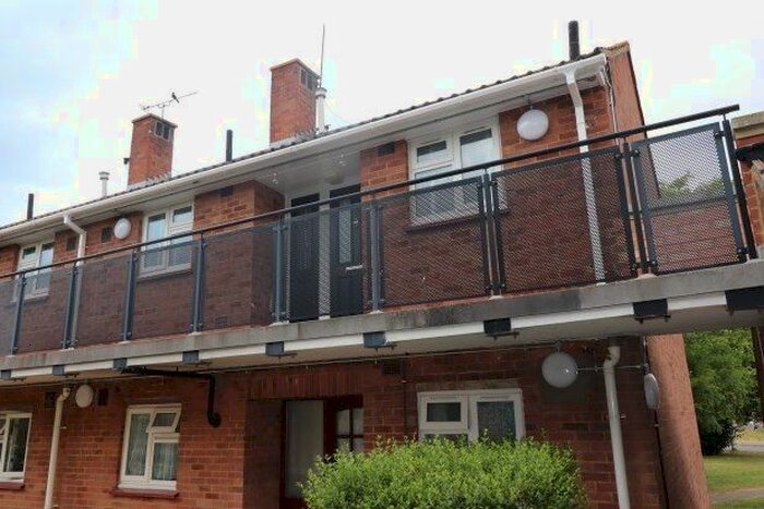 1 Bedroom Flat To Rent In Burns Way, Brentwood, CM13