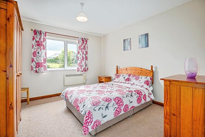 2 Bedroom Flat For Sale In Clos Y Fferm, Aberporth, Cardigan, Ceredigion, SA43