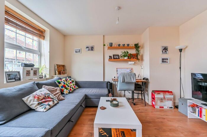 2 Bedroom Maisonette To Rent In Denison Road, Colliers Wood, London, SW19