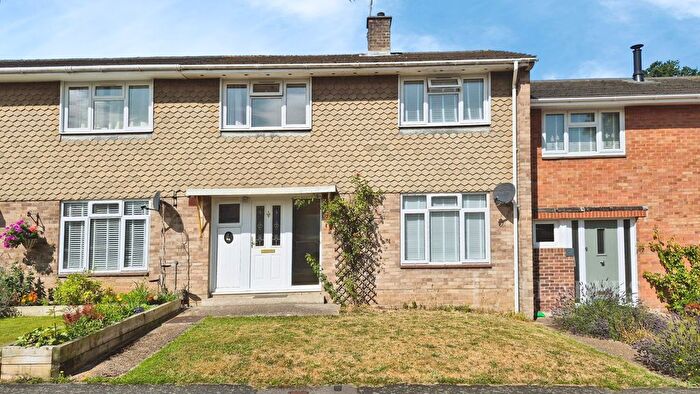 2 Bedroom Detached House For Sale In Wykeham Field, Wickham, Fareham, PO17