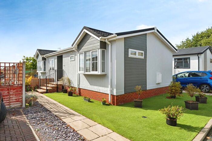 2 Bedroom Park Home For Sale In The Drove, Bedwell Park, Witchford, Ely, CB6