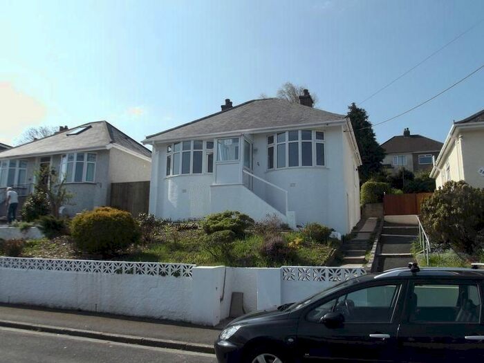 3 Bedroom Bungalow To Rent In Hillside Road, Saltash, PL12