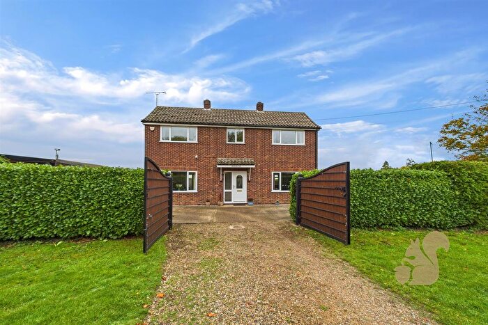 3 Bedroom Detached House For Sale In The Tye, Barking, IP6