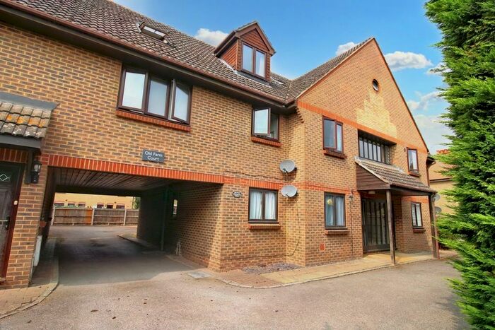1 Bedroom Apartment To Rent In Farm Road, Esher, KT10