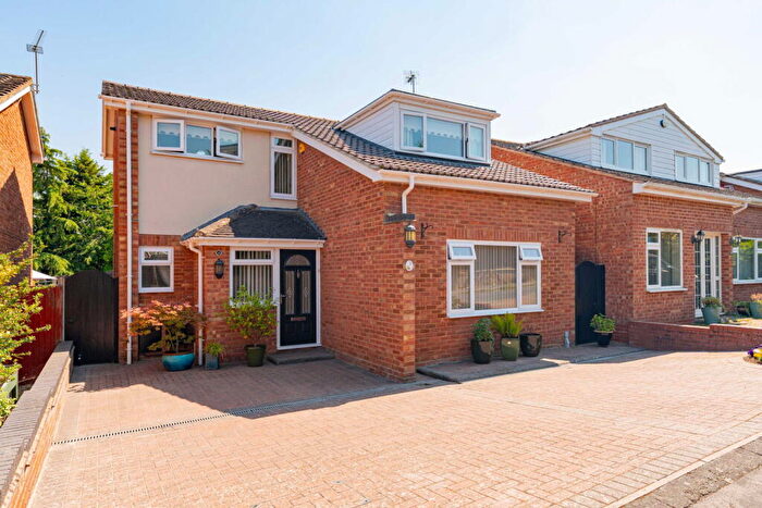 3 Bedroom Detached House For Sale In Tuckwell Close, Stockton, Southam, CV47