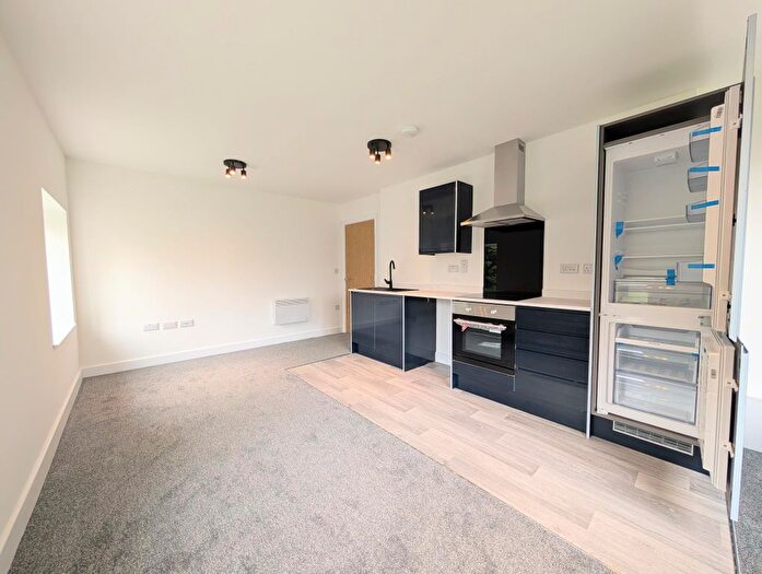 1 Bedroom Flat To Rent In West Street, Chesterfield, S40