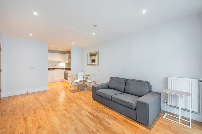 2 Bedroom Flat To Rent In Admirals Tower, Dowells Street, SE10