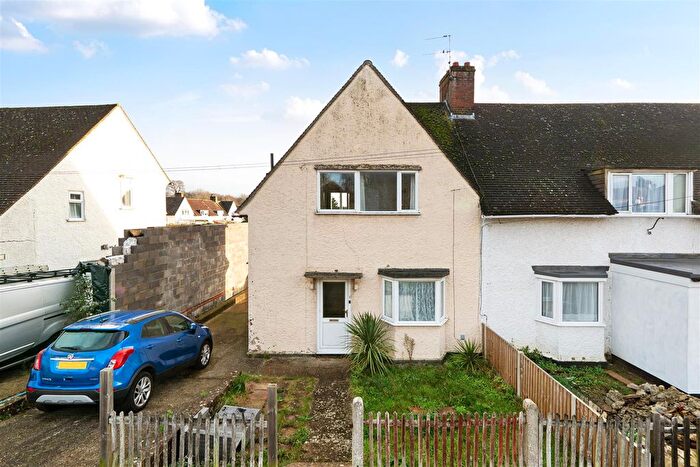 3 Bedroom End Terrace House For Sale In Queens Road, Maidstone, ME16