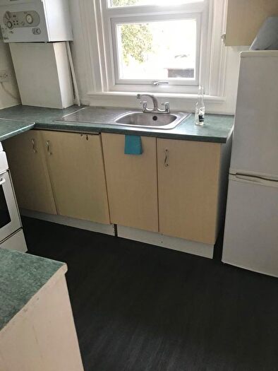 1 Bedroom Maisonette To Rent In Mays Lane, Barnet, EN5