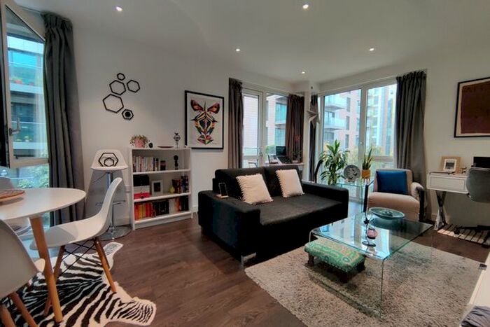 1 Bedroom Flat To Rent In Devan Grove, London, N4