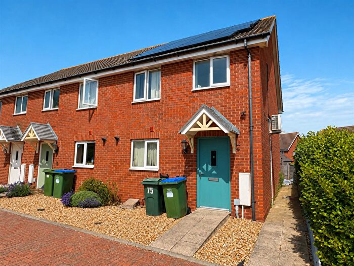 3 Bedroom End Of Terrace House For Sale In Gladys Avenue, Peacehaven, BN10