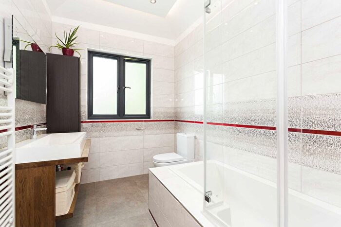 3 Bedroom Semi-Detached House For Sale In Wood End Gardens, Northolt, Middlesex, UB5