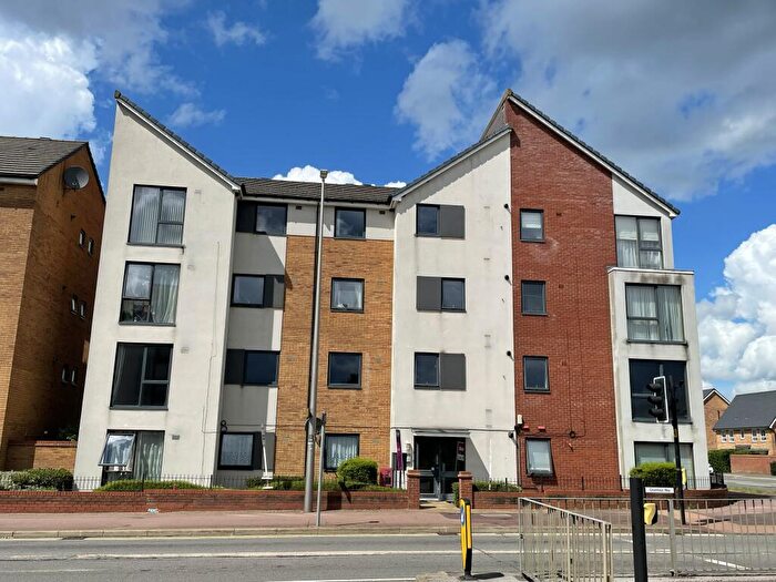 2 Bedroom Flat For Sale In Countess Way, Broughton, Milton Keynes, MK10
