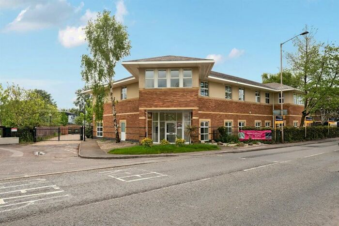 Apartment To Rent In Cadogan House, Rose Kiln Lane, Reading, RG2