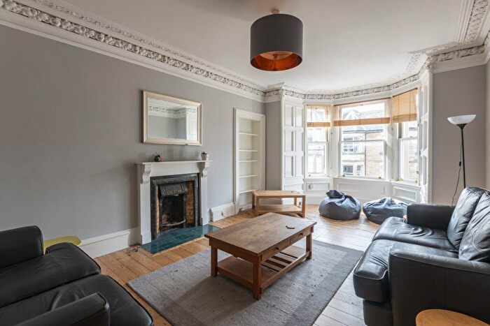 2 Bedroom Flat To Rent In L – Bruntsfield Avenue, Edinburgh, EH10