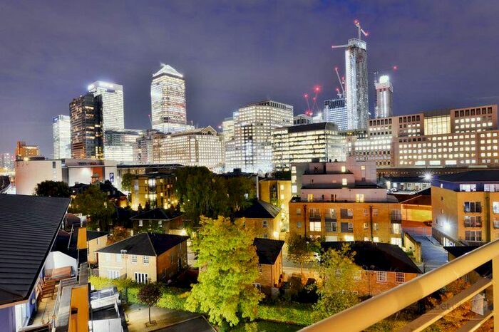 2 Bedroom Apartment To Rent In Fonda Court, Premiere Place, E14