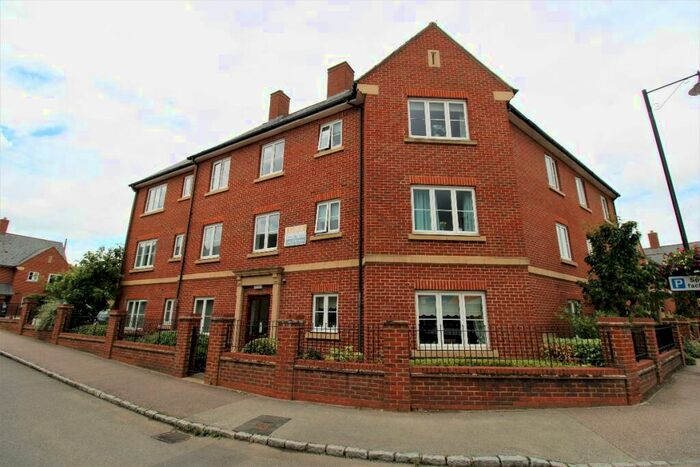 1 Bedroom Retirement Property To Rent In Newton Court, Olney, MK46