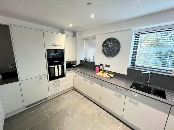 2 Bedroom Apartment To Rent In Paget Place, Penarth, South Glamorgan, Vale Of Glamorgan, The, CF64