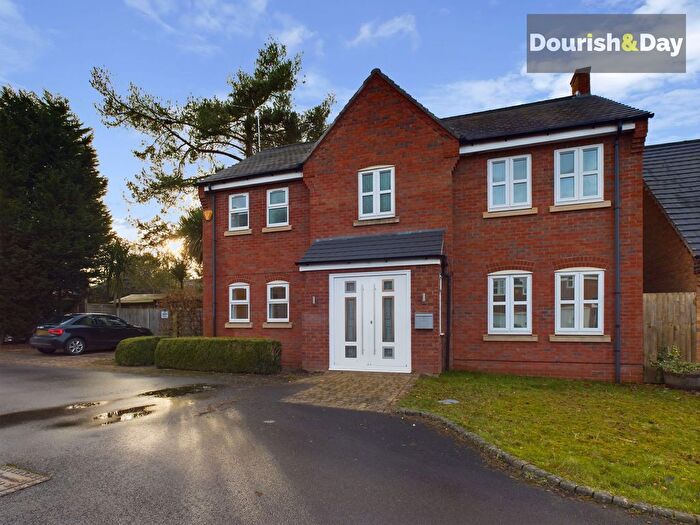 4 Bedroom Detached House To Rent In The Woodlands, Stafford, ST17