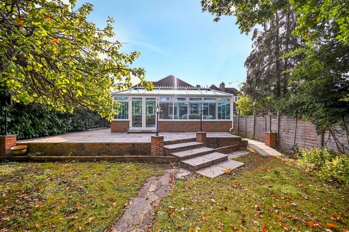 4 Bedroom Detached House To Rent In Thetford Road, New Malden, KT3