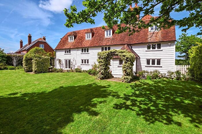 6 Bedroom Detached House To Rent In Little Sheephurst Lane, Marden, TN12