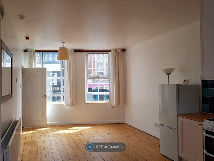 2 Bedroom Maisonette To Rent In Gloucester Road, Bristol, BS7